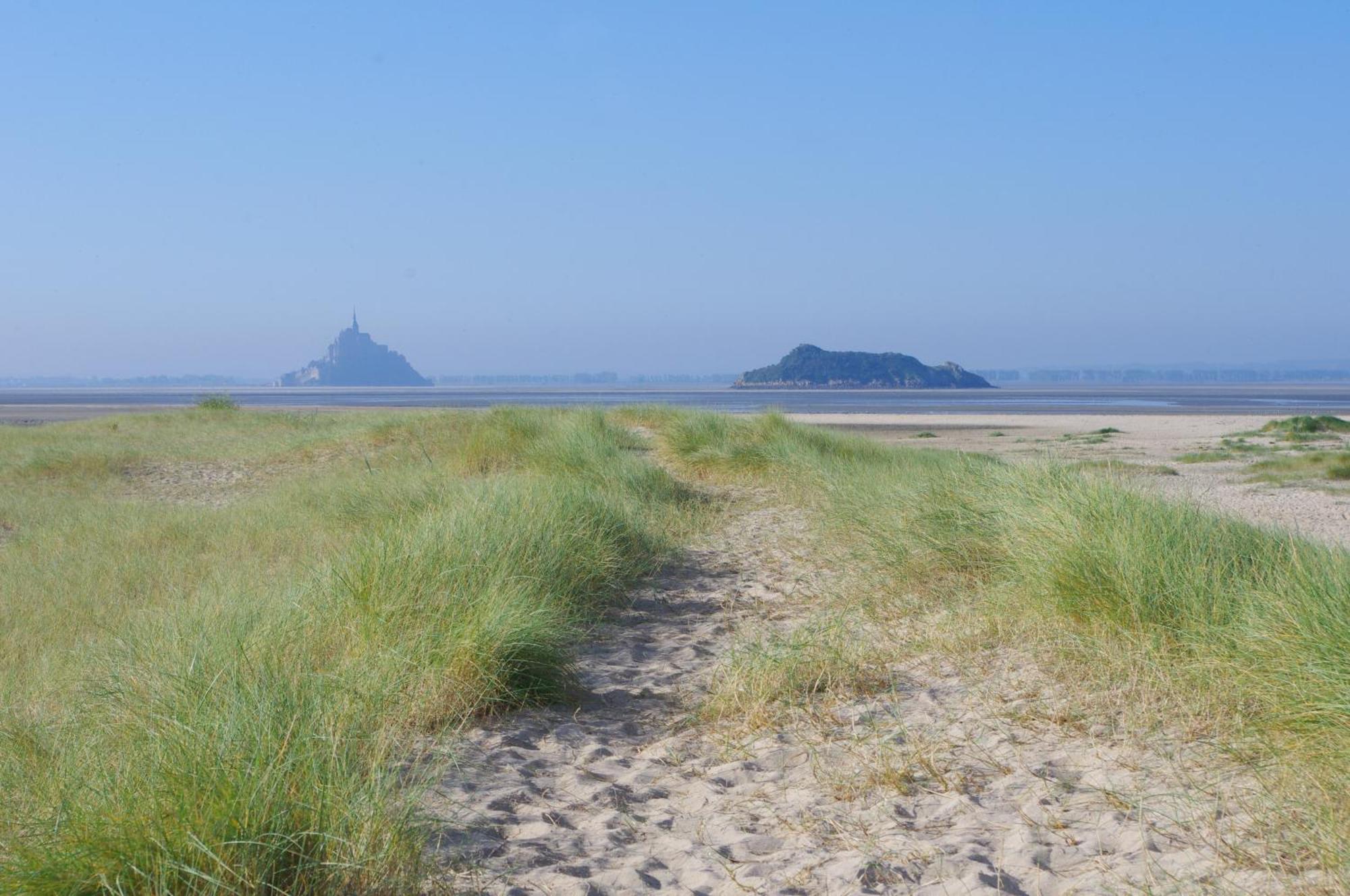 Charmante Maison De Pecheur En Baie Du Mont Saint Michel Genêts Zewnętrze zdjęcie